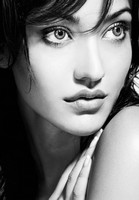 Neha Sharma Hot Pics